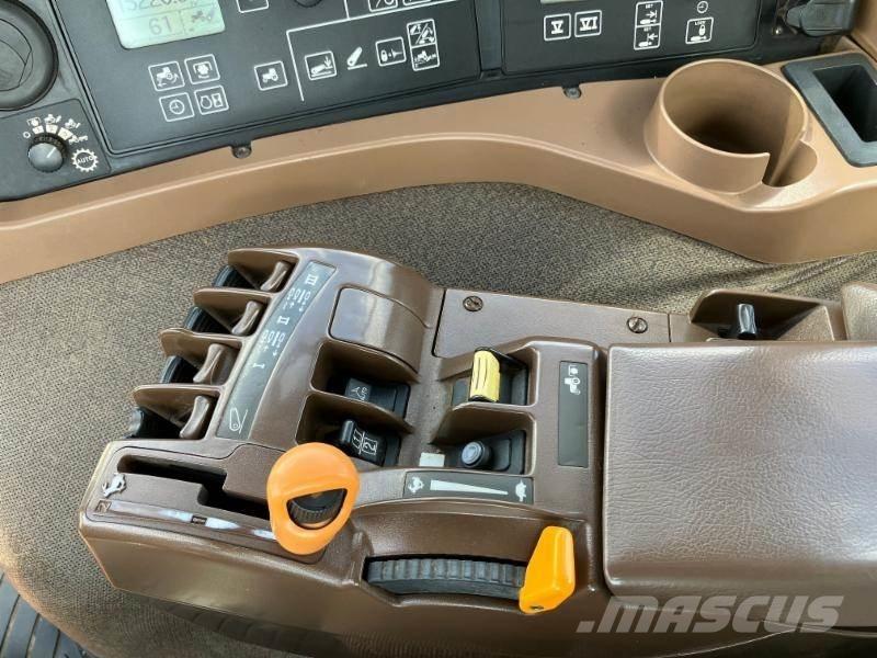 John Deere 8530 الجرارات