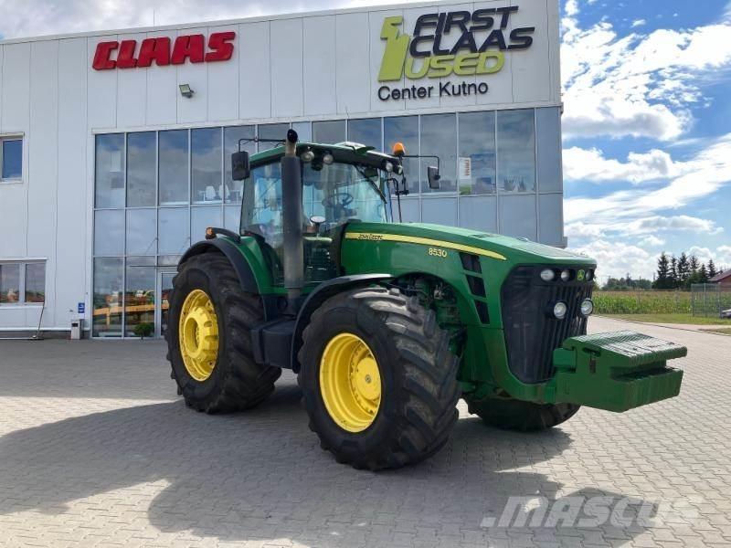John Deere 8530 الجرارات