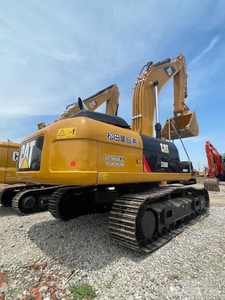 CAT 336D2 حفارات زحافة