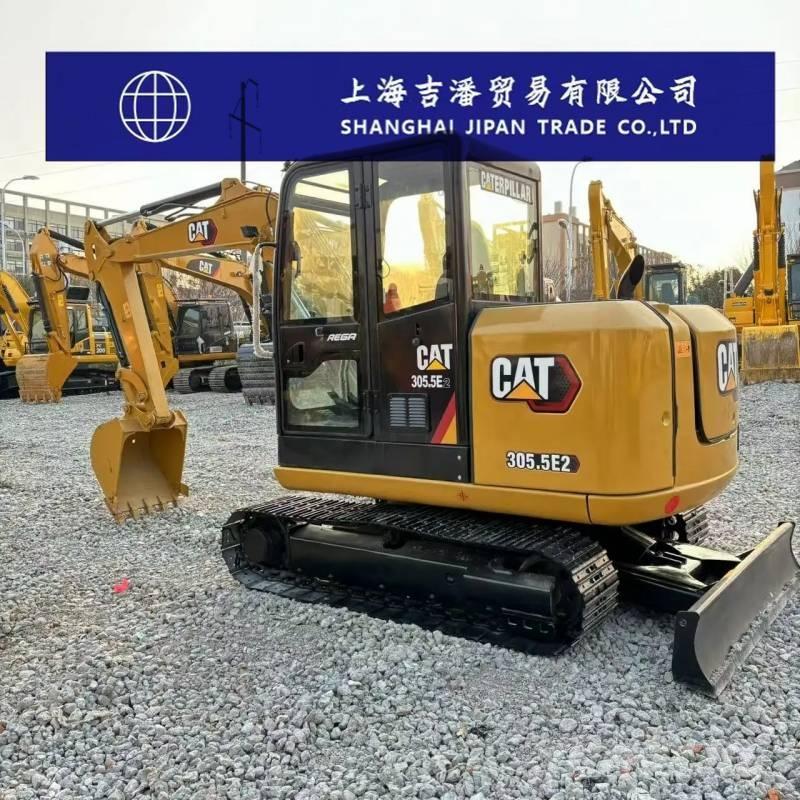 CAT 305.5 E حفارات زحافة