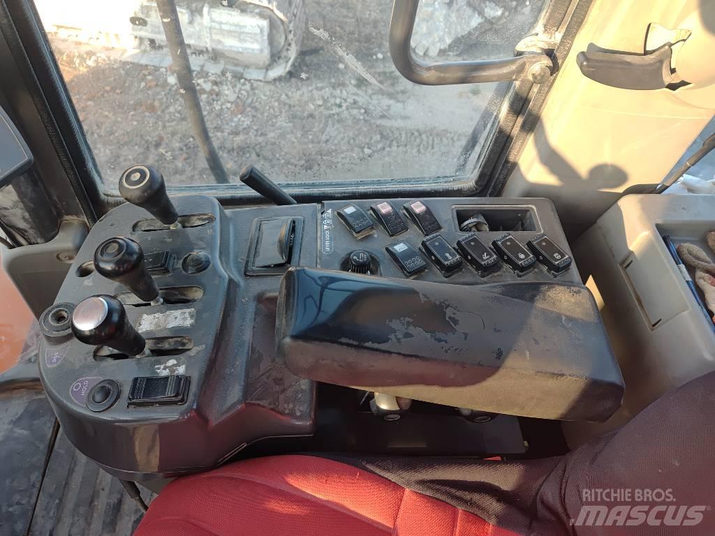 Hitachi ZW 310 لوادر بعجل