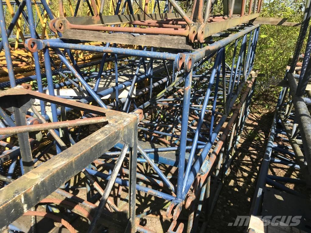  Several boom parts أجزاء ومعدات رافعات