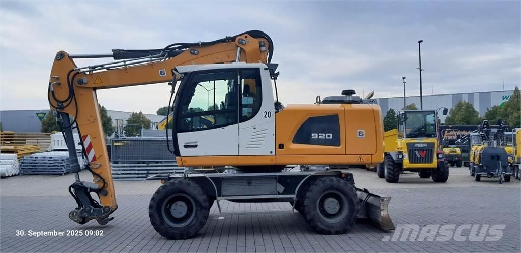Liebherr A920 حفارات بعجل