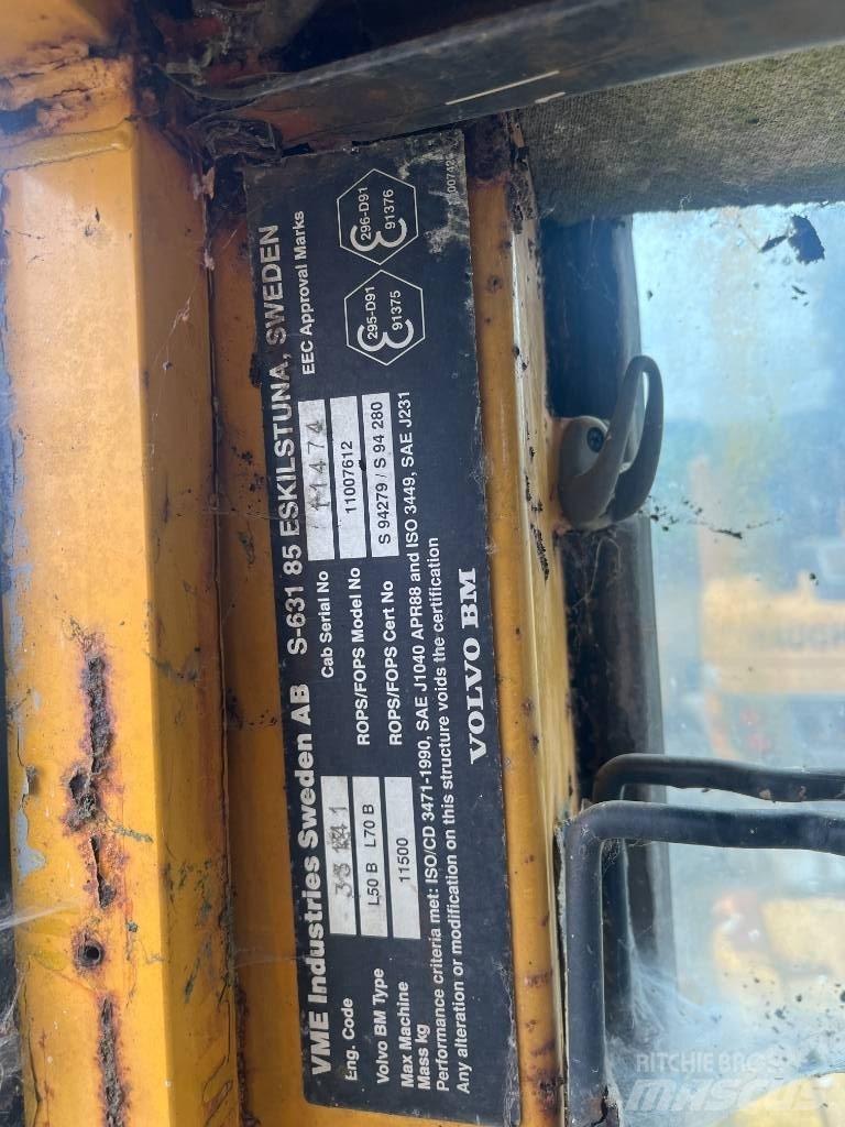 Volvo L 70 B لوادر بعجل
