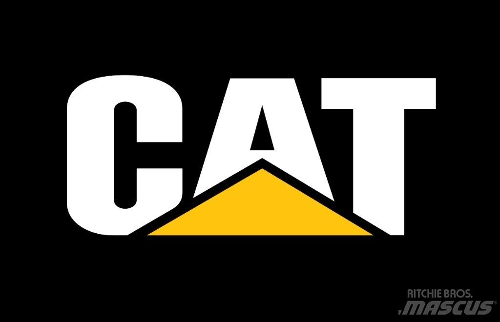 CAT D 11 R بلدوزرات مجنزرة