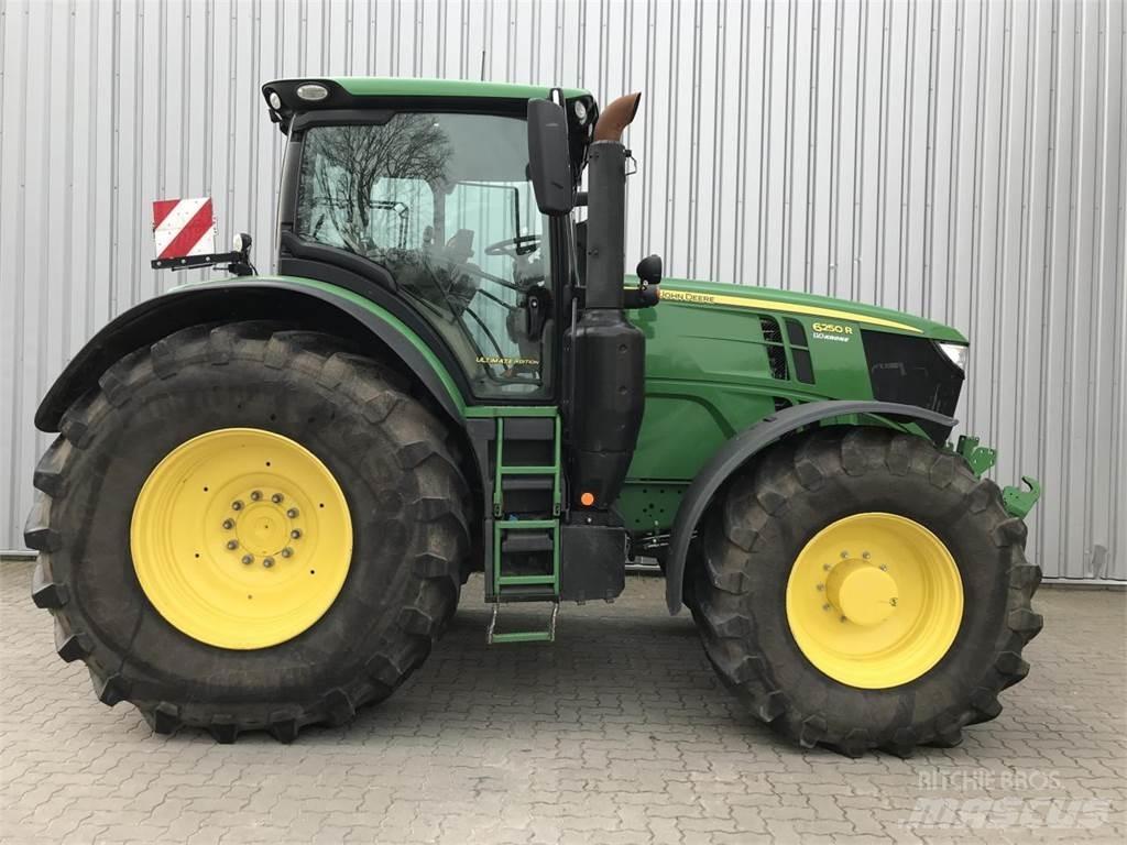 John Deere 6250R الجرارات