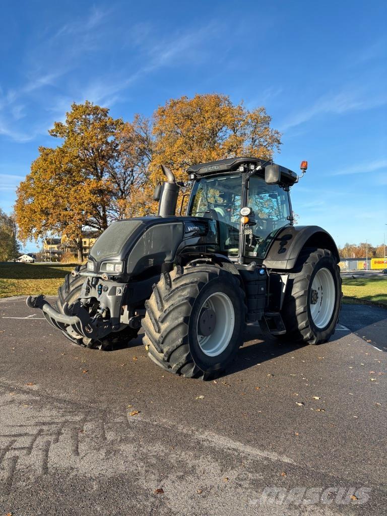 Valtra S 293 الجرارات