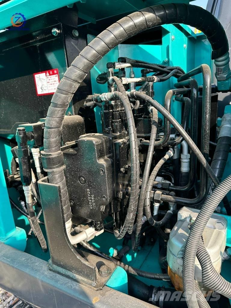 Kobelco SK 75 حفارات وسط 7 طن - 12 طن
