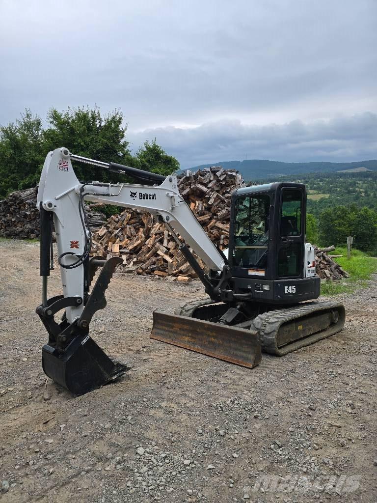 Bobcat E45 حفارات صغيرة أقل من 7 طن (حفارات صغيرة)
