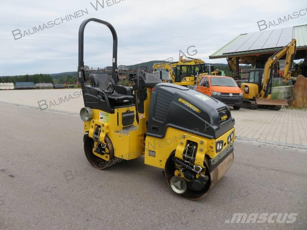 Bomag BW 90 AD-5 مداحل ثنائية الاسطوانة