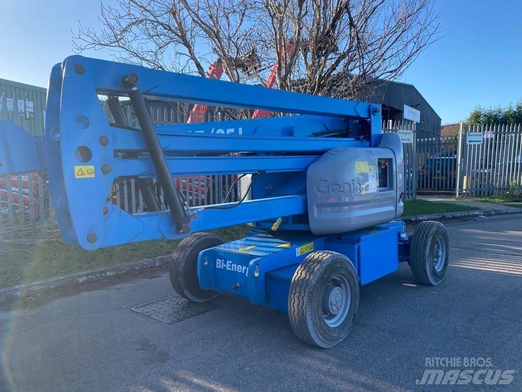 Genie Z 45/25 J رافعات سلة مفصلية