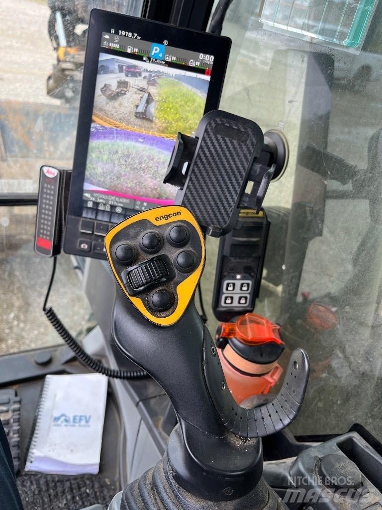 CASE CX 210 E حفارات زحافة