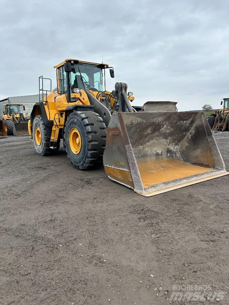 Volvo L 180 H لوادر بعجل