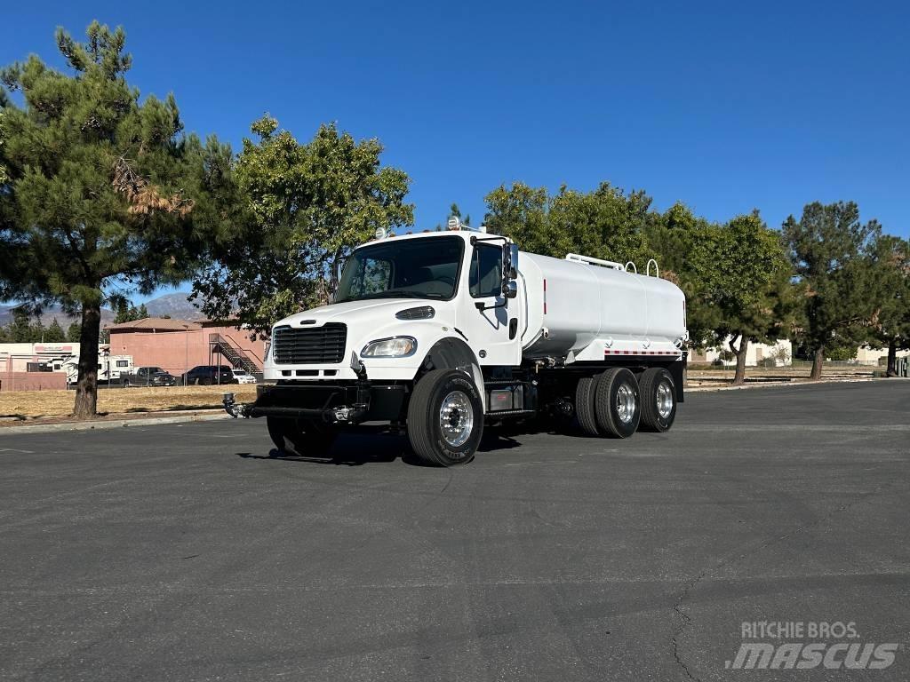 Freightliner M2 صهاريج مياه