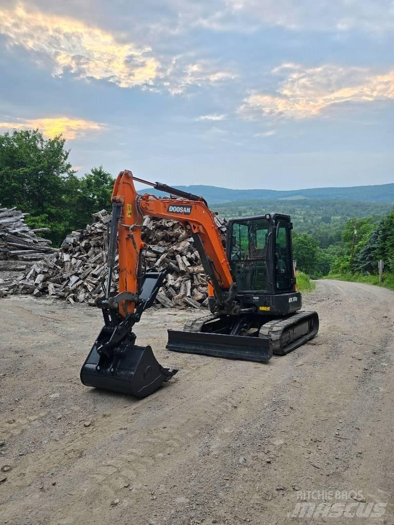 Doosan DX 50 Z حفارات صغيرة أقل من 7 طن (حفارات صغيرة)