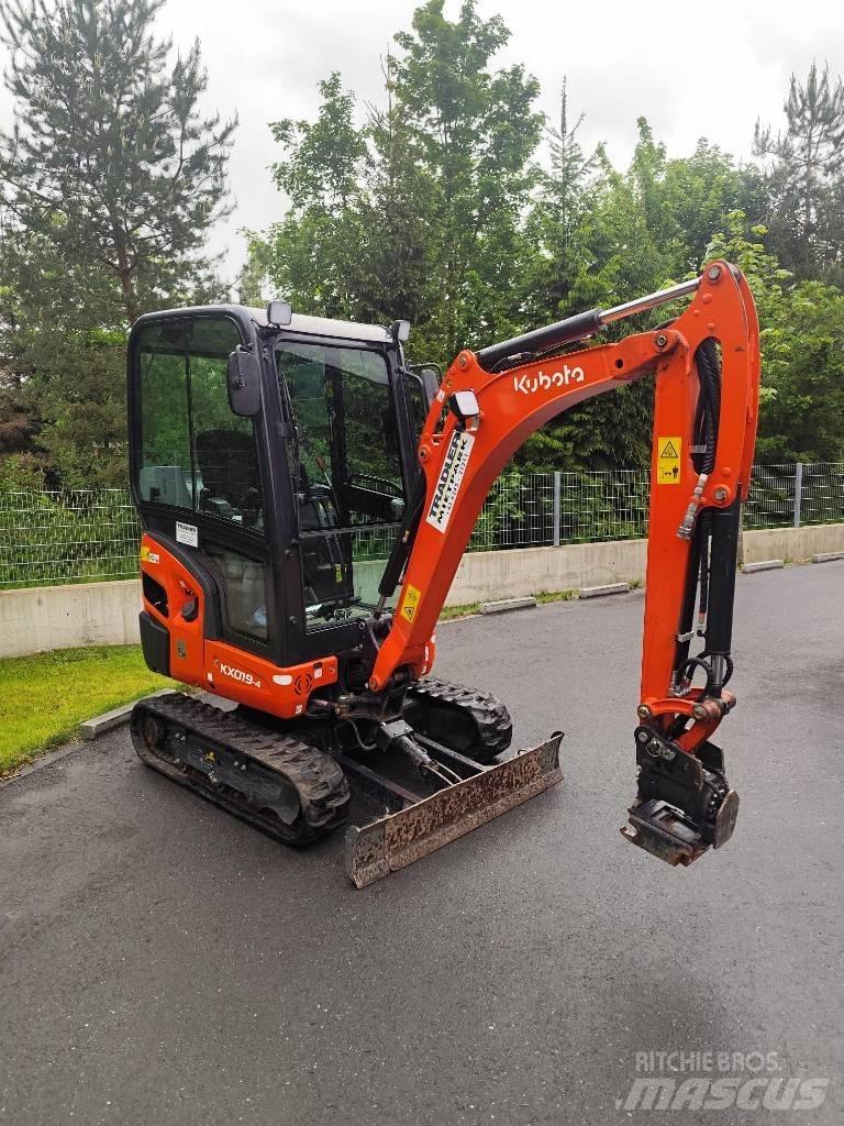 Kubota KX 019-4 حفارات صغيرة أقل من 7 طن (حفارات صغيرة)