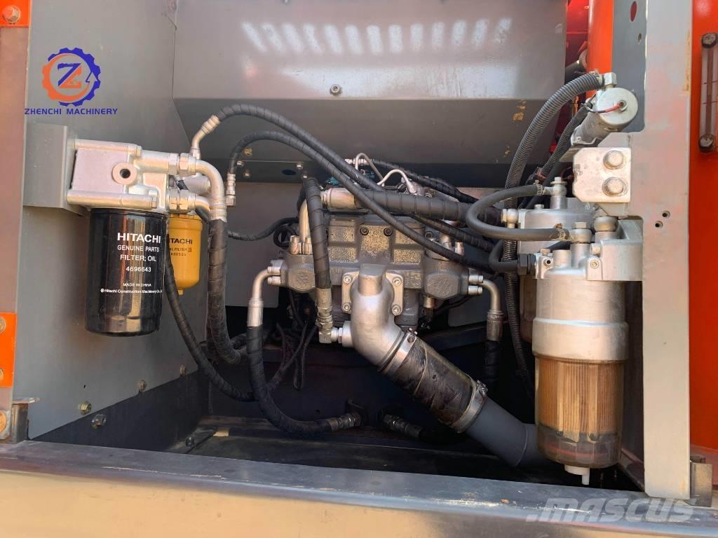 Hitachi ZX 240 حفارات زحافة
