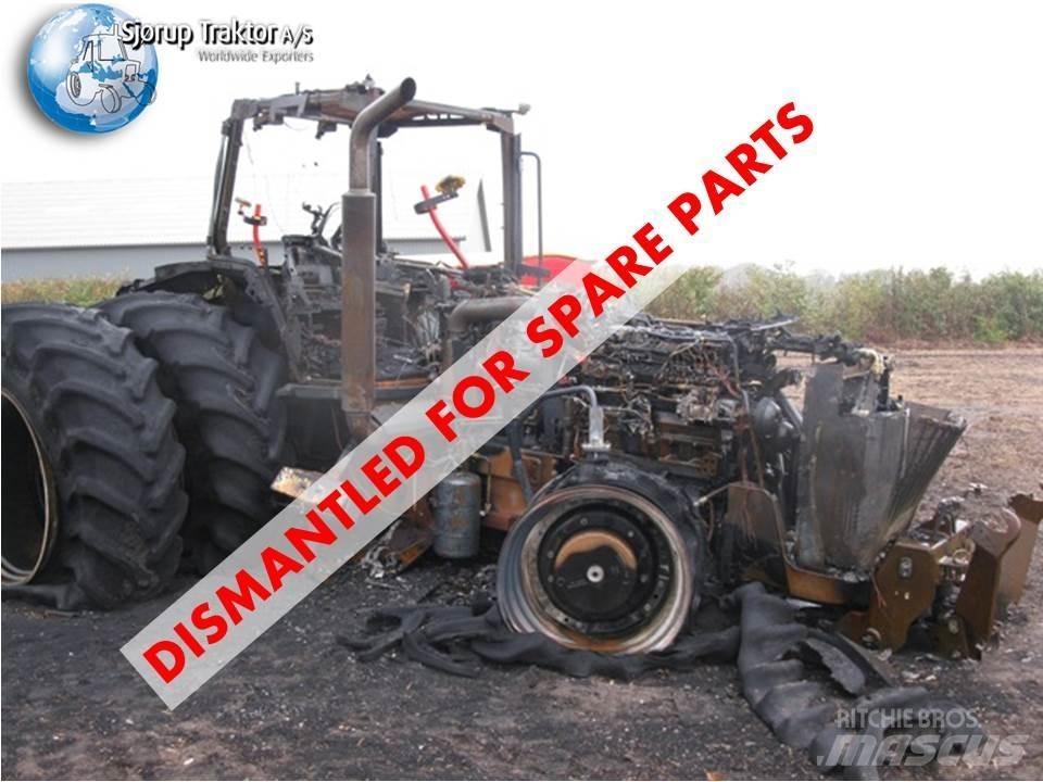John Deere 8320 الجرارات
