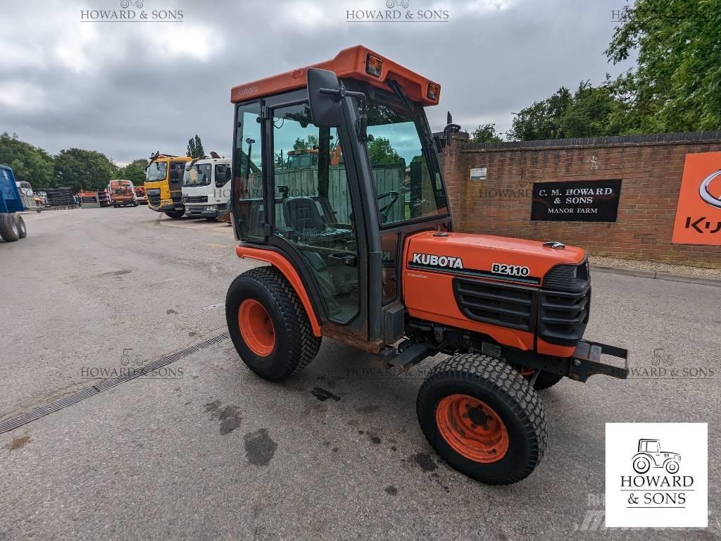 Kubota B 2110 جرارات مدمجة