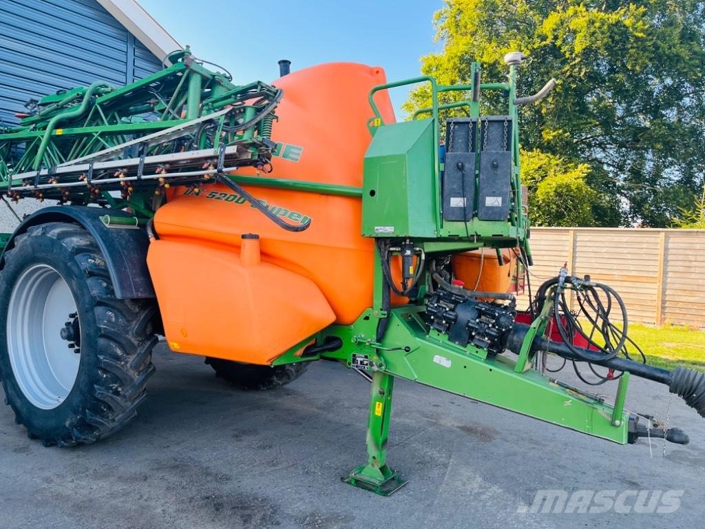 Amazone UX 5200 الرشاشات