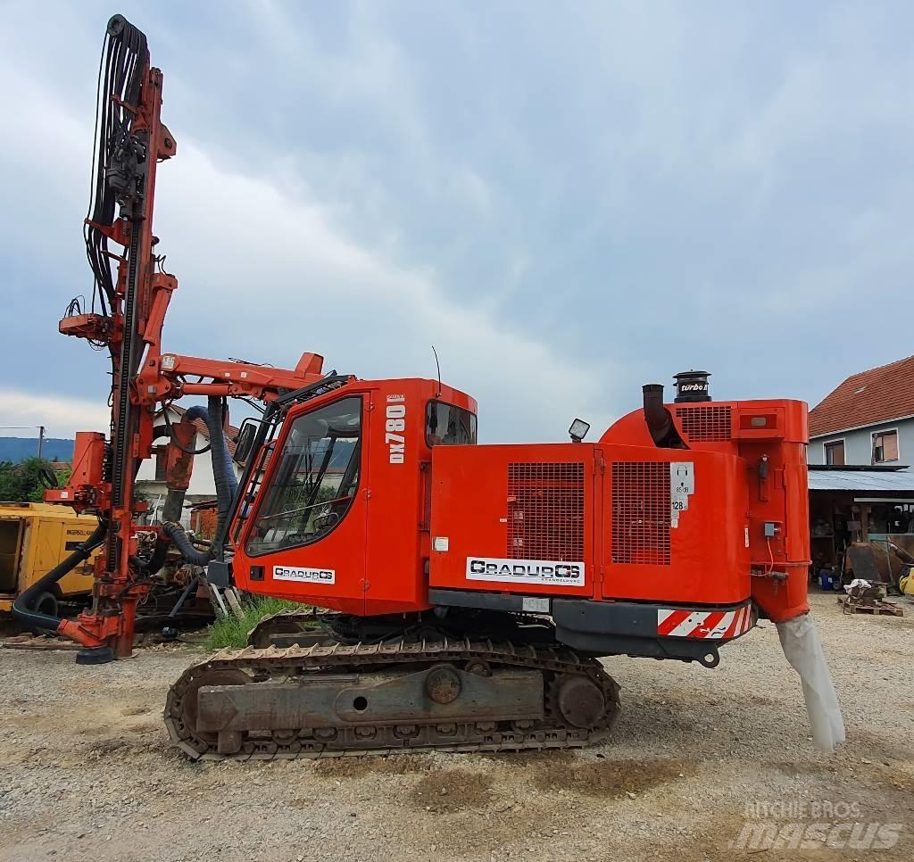 Sandvik DX 780 معدات الثقب السطحي