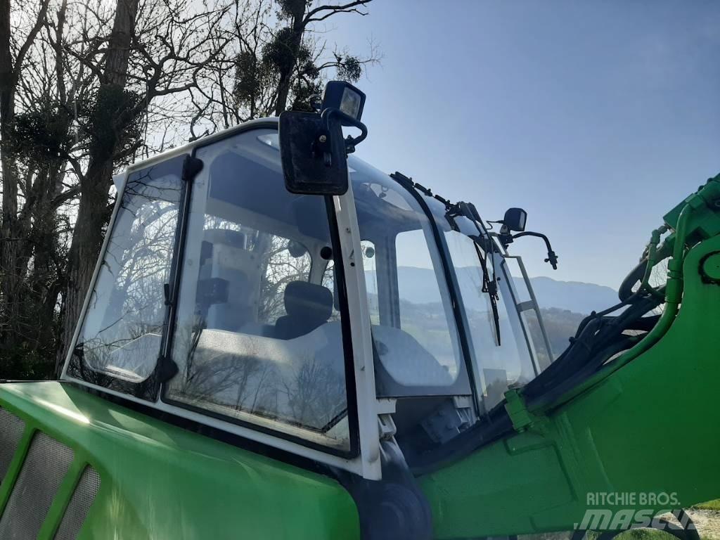 Menzi Muck A91 4x4 حفارات خاصة