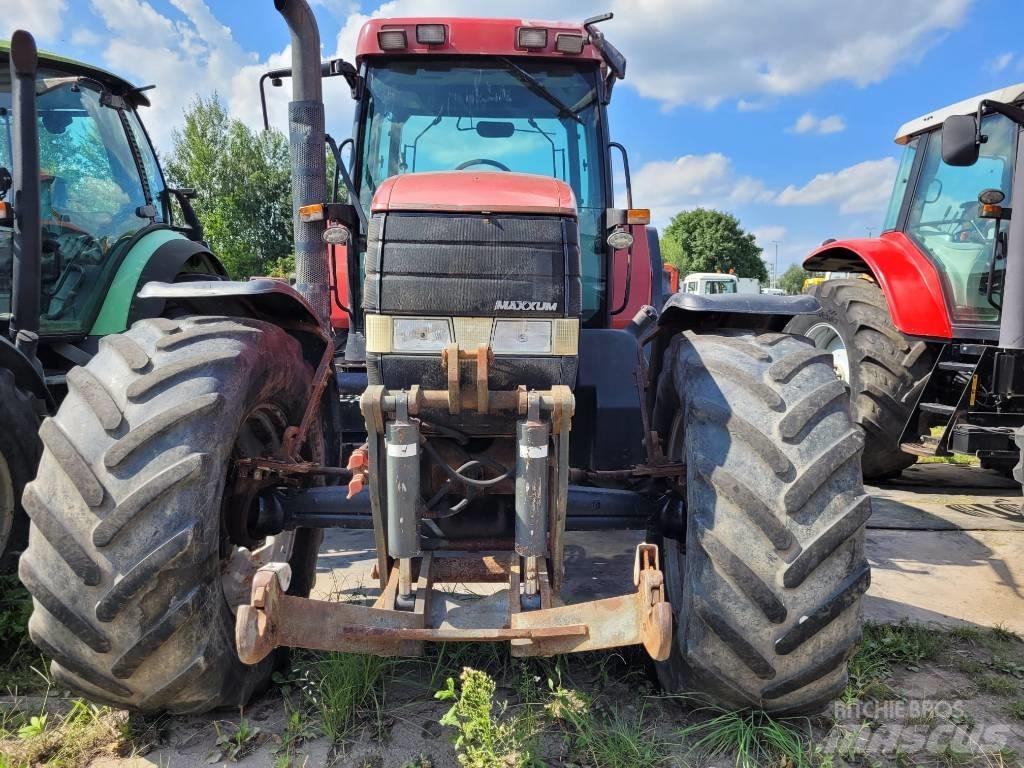 Case IH MX170 الجرارات