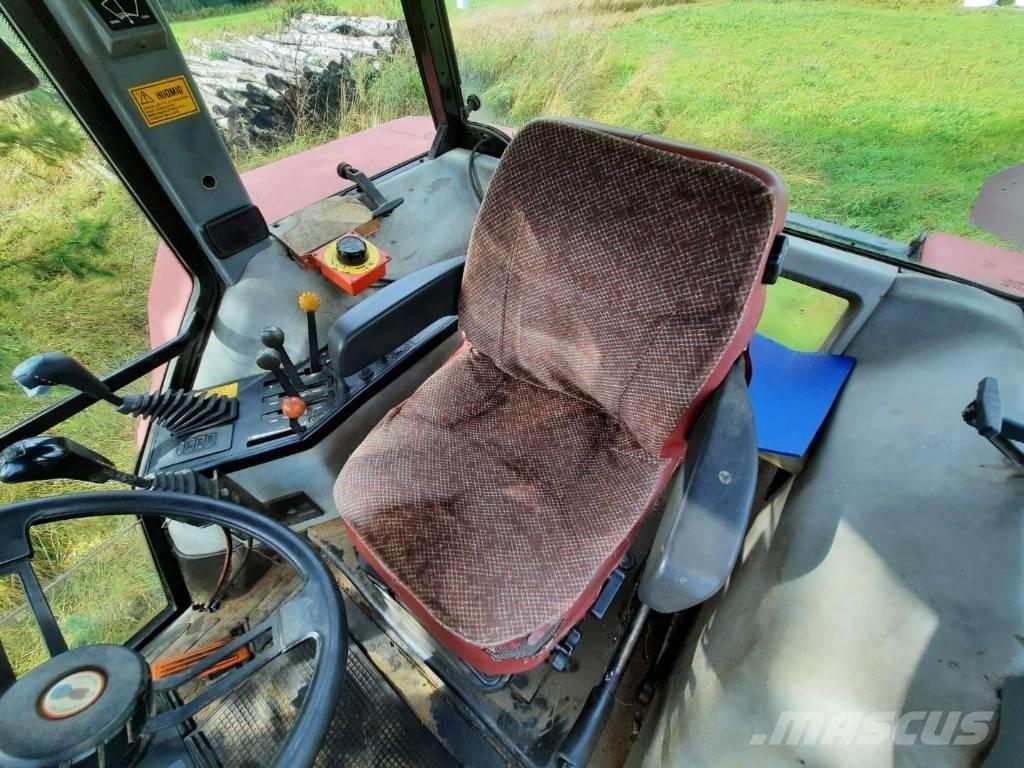 Case IH 5130 الجرارات