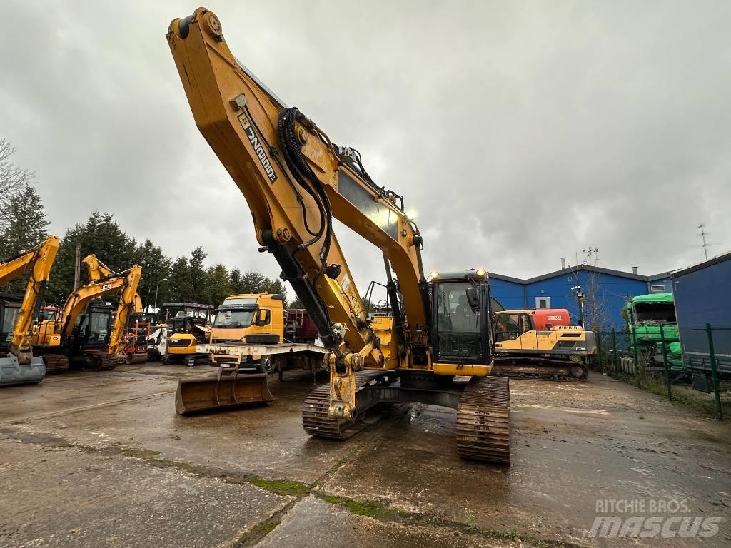 JCB JZ 255 LC حفارات زحافة