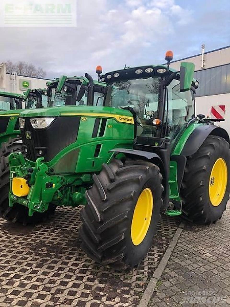 John Deere 6r 195 الجرارات