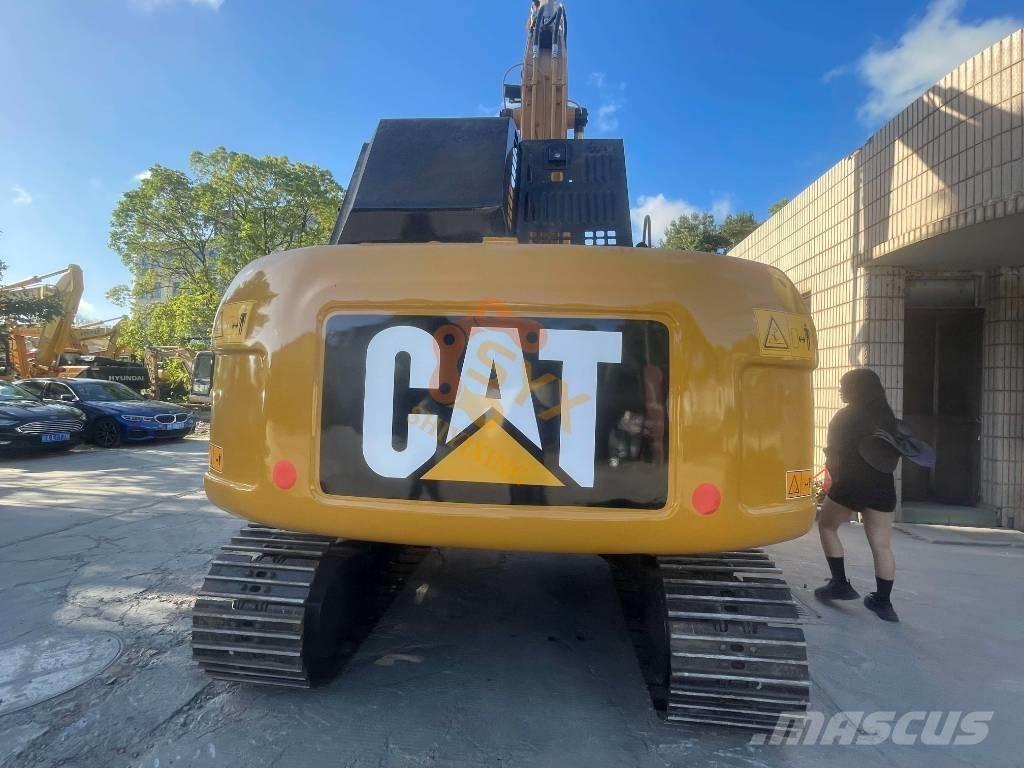 CAT 312D حفارات زحافة