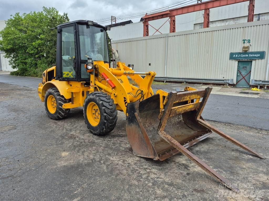 JCB 407 B لوادر بعجل