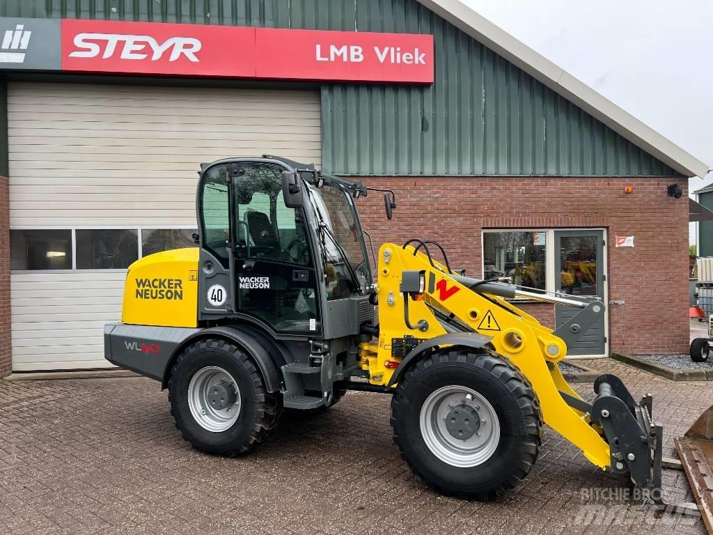 Wacker Neuson WL 60 لوادر بعجل