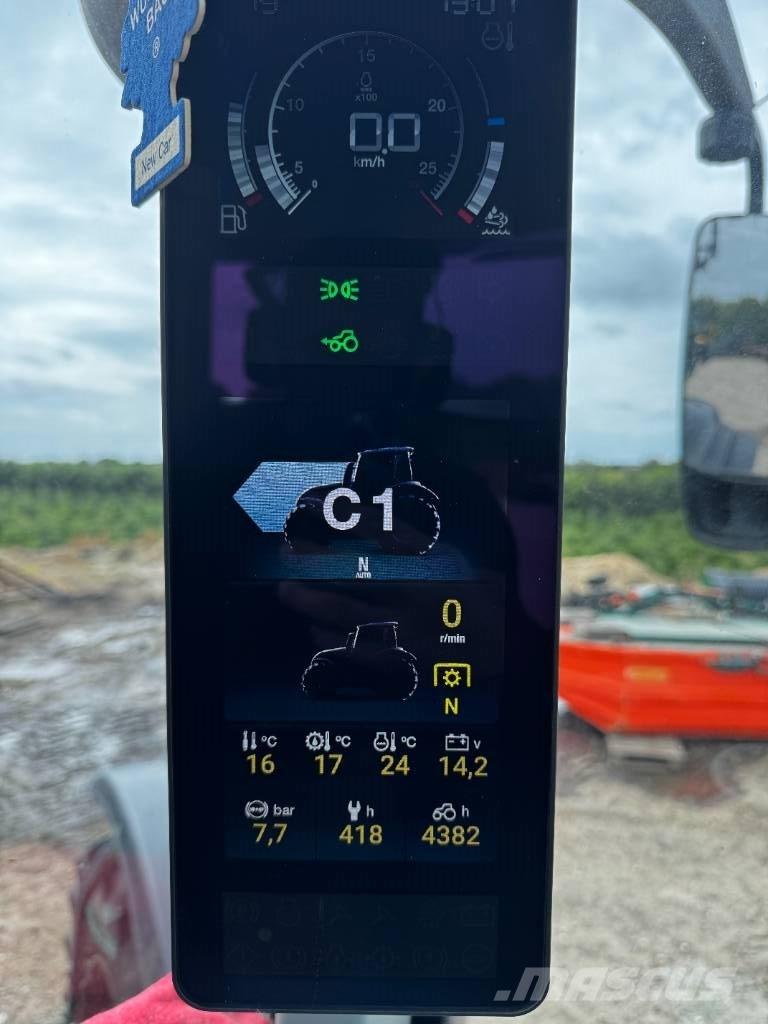Valtra T 255 V الجرارات