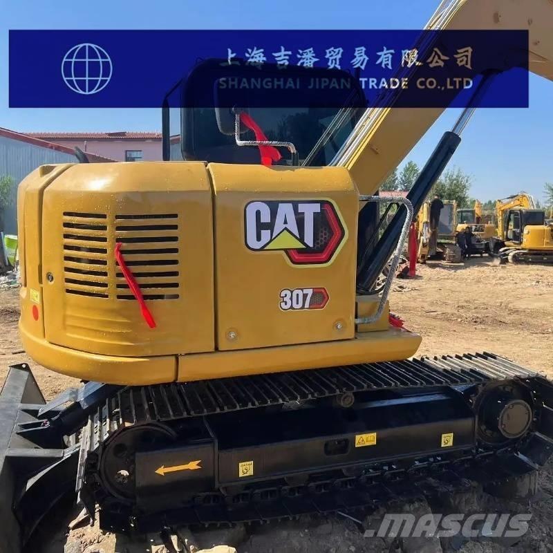 CAT 307 حفارات زحافة