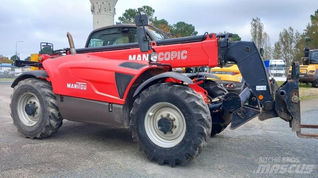 Manitou MT1135 ST3B مناولات متداخلة