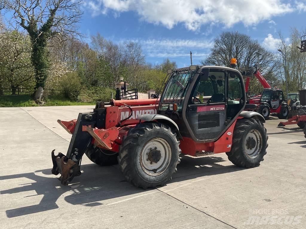 Manitou MT 1030 S مناولات متداخلة