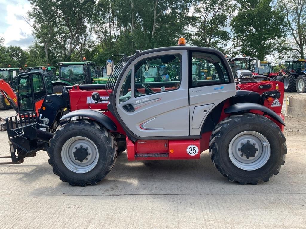 Manitou MT 1135 مناولات متداخلة