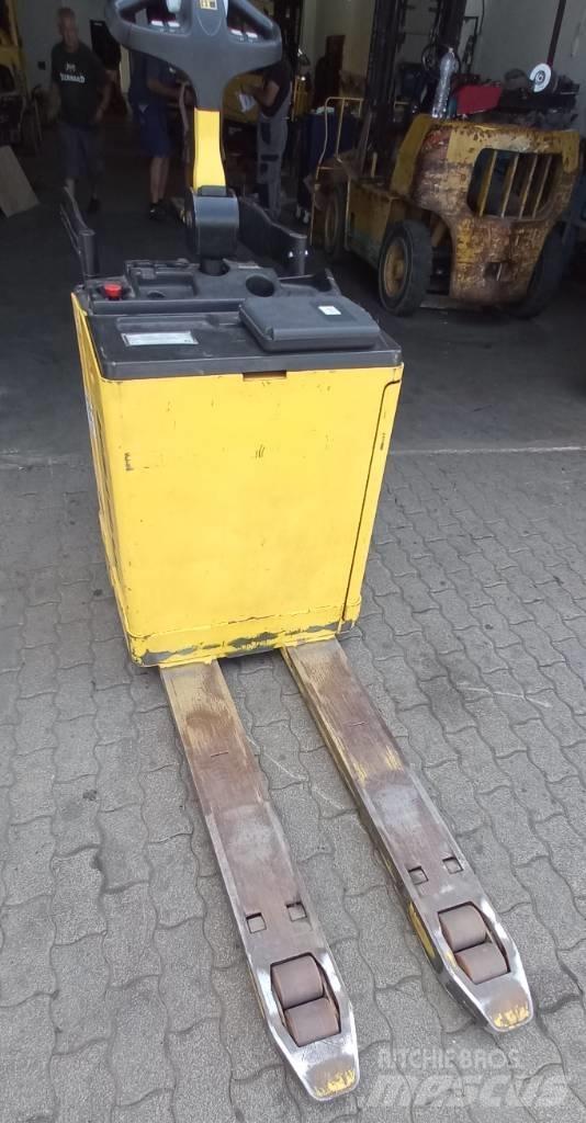 Hyster P 2.0 SE شاحنات ذات رافعات شوكية - أخرى