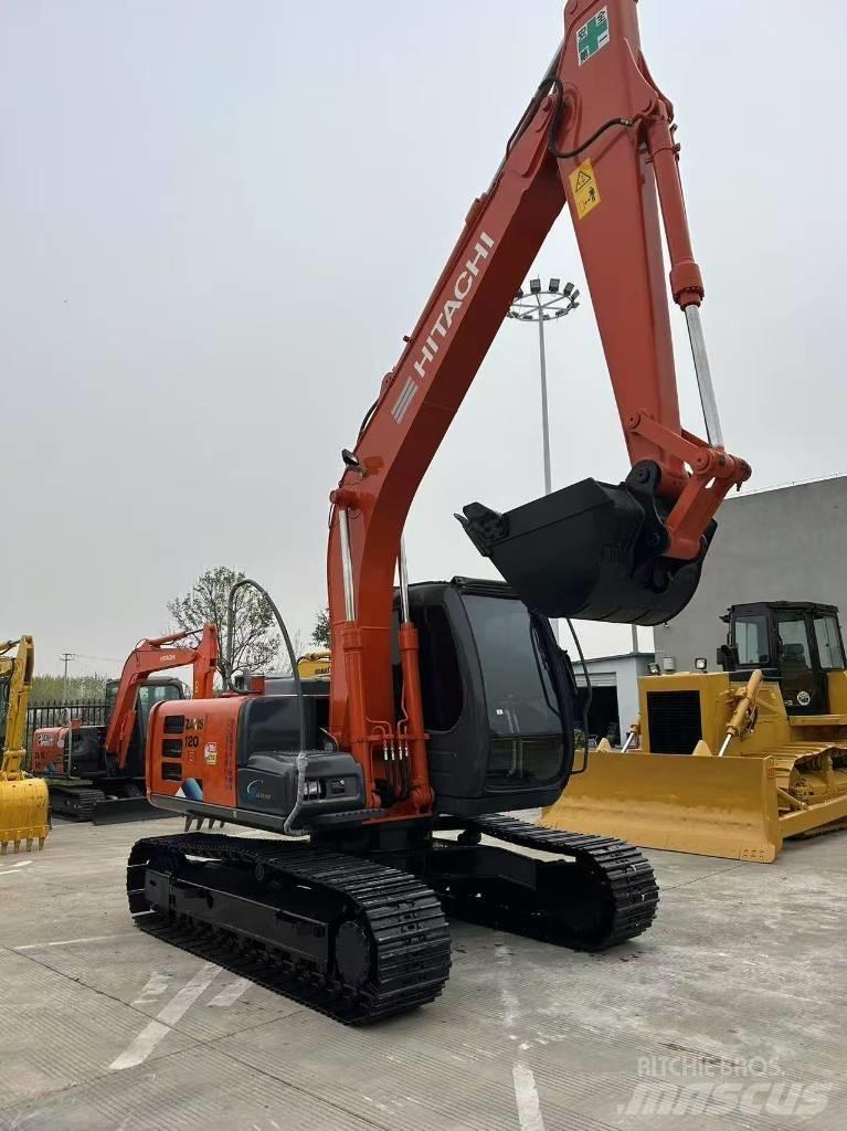 Hitachi ZX 120 حفارات زحافة