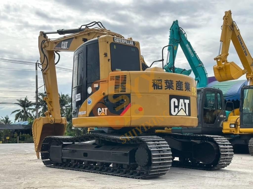 CAT 313 C حفارات زحافة