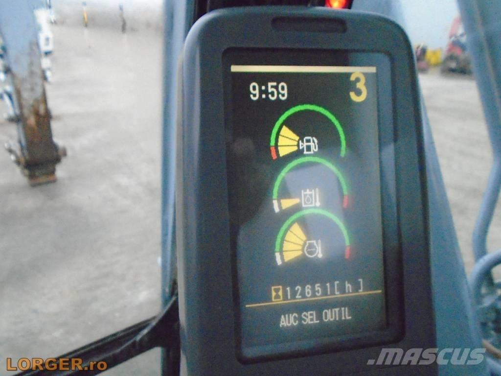 CAT 319 D حفارات زحافة