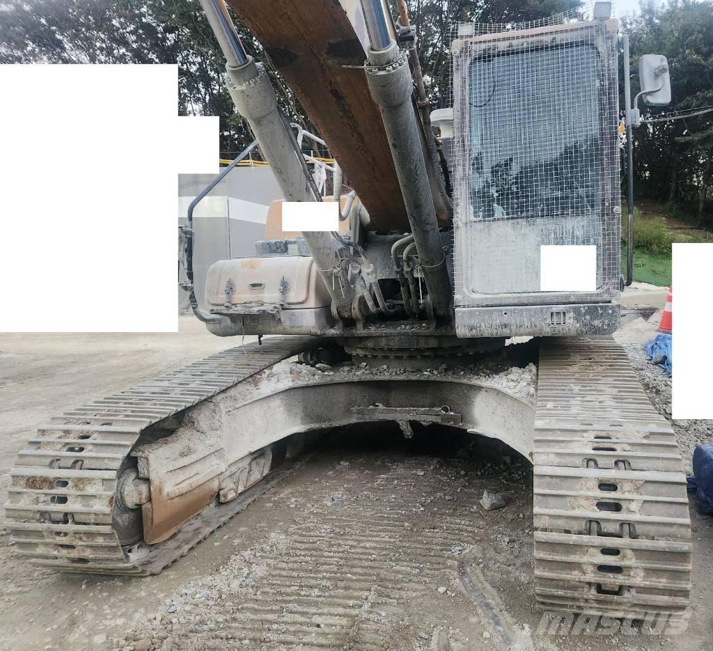 Hyundai HX300 حفارات زحافة