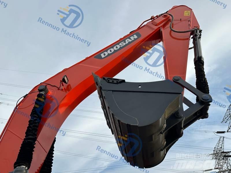 Doosan DX 300LC-9C حفارات زحافة