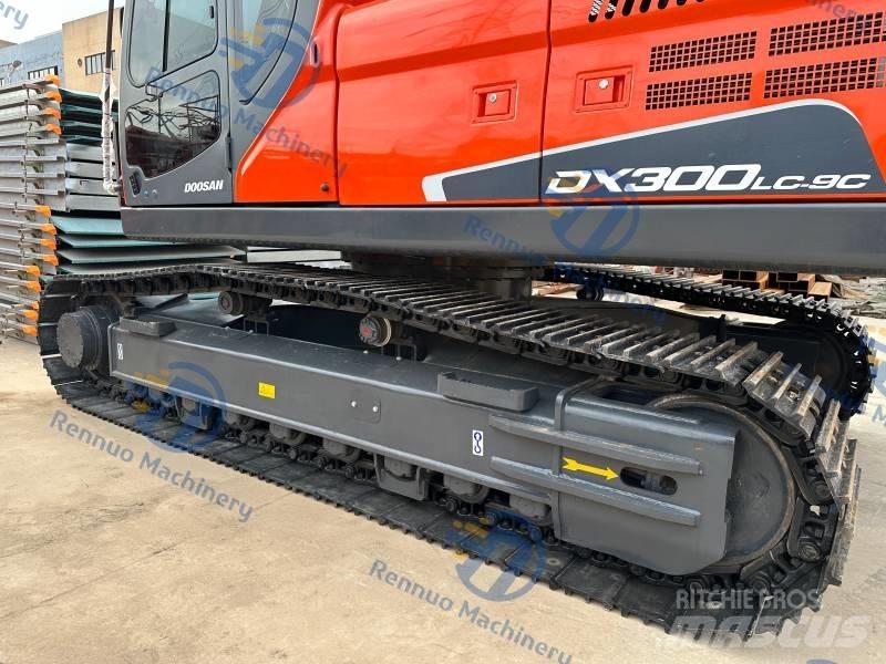 Doosan DX 300LC-9C حفارات زحافة