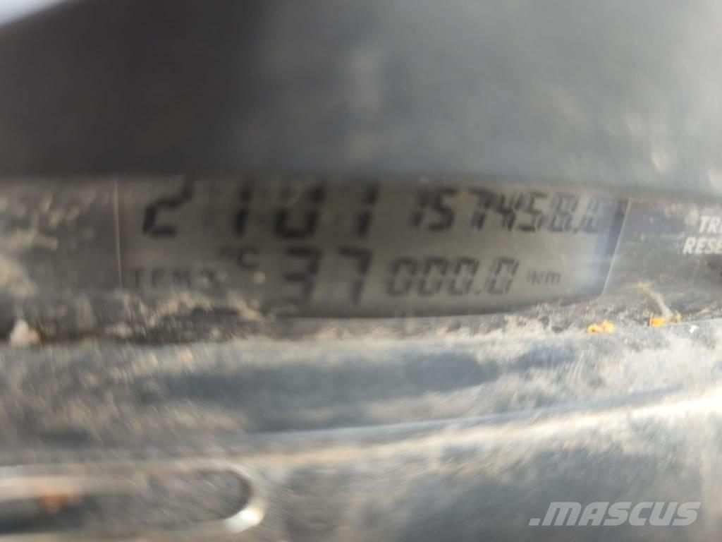 Iveco 35C 13 شاحنات خفيفة/مفصلية الجوانب