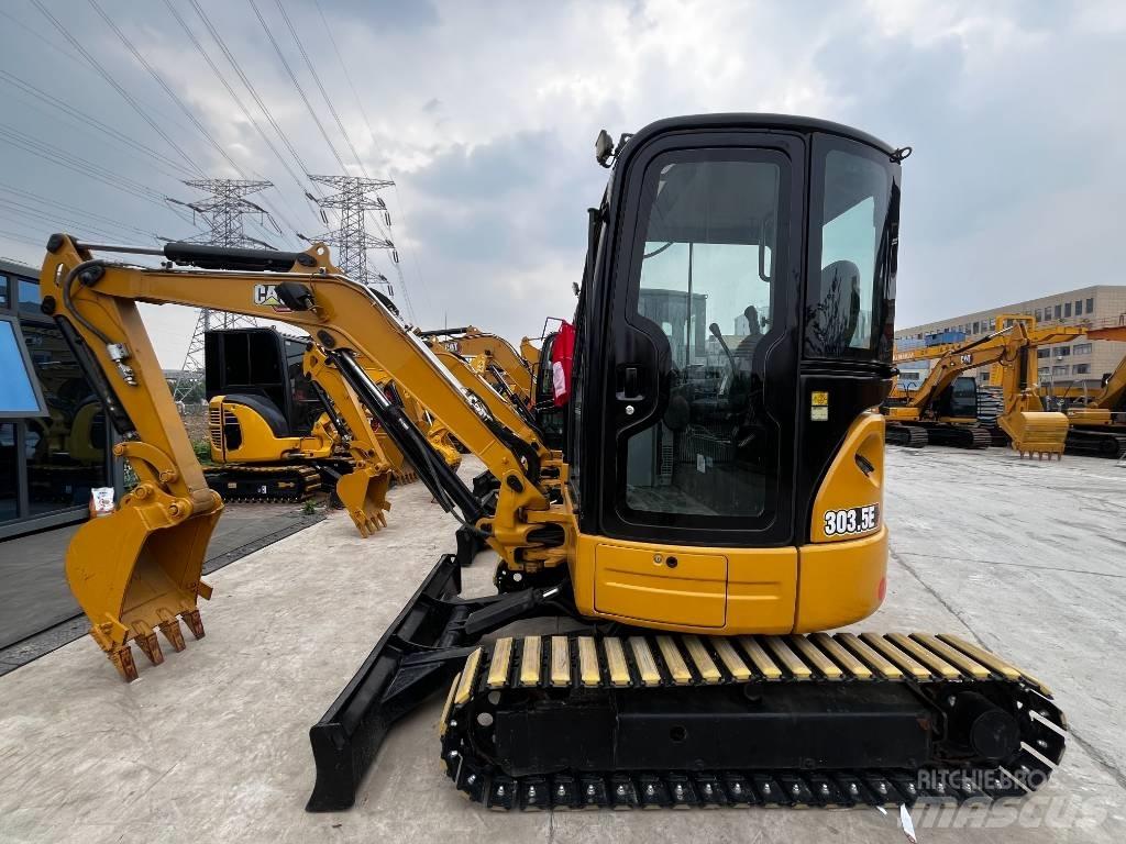 CAT 303.5 E حفارات صغيرة أقل من 7 طن (حفارات صغيرة)