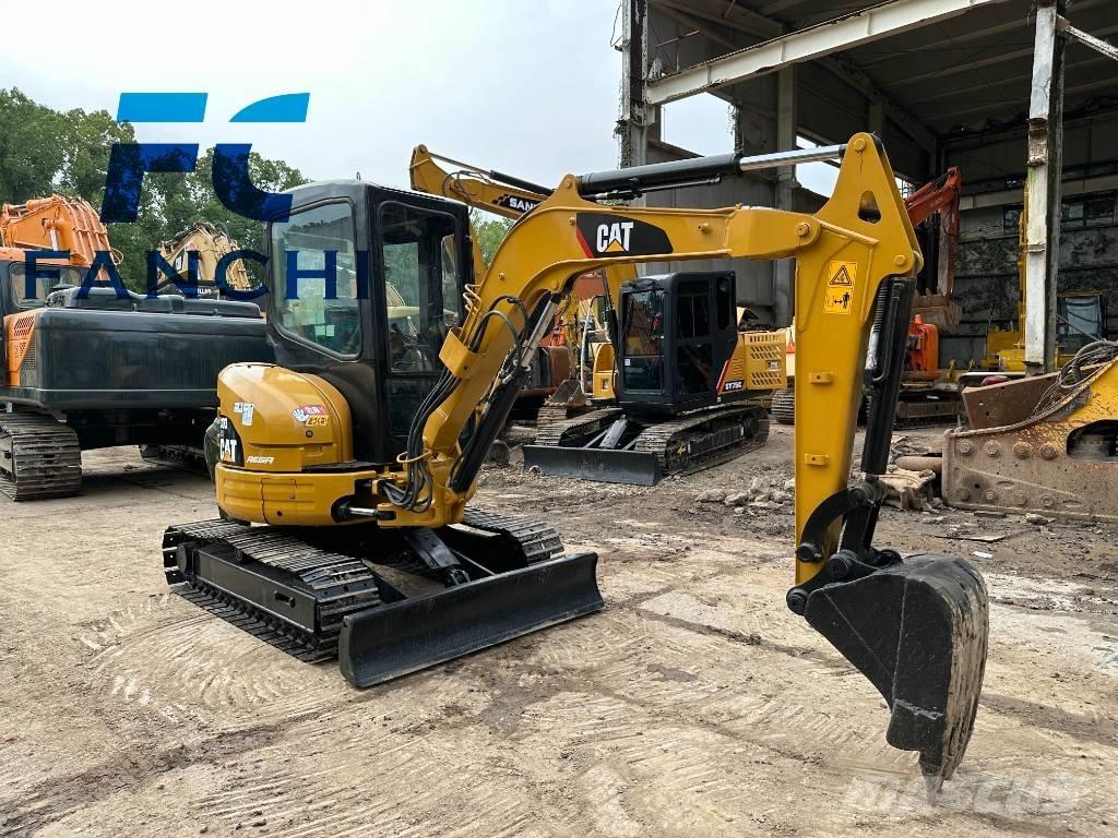 CAT CAT 303 حفارات زحافة