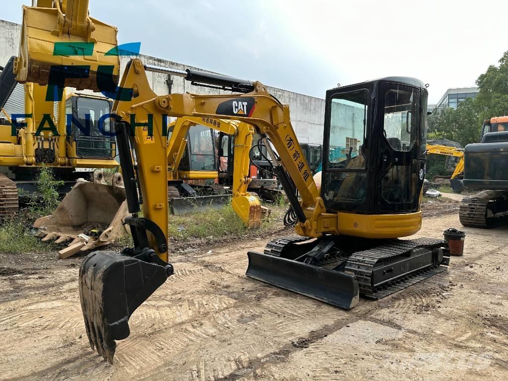 CAT CAT 303 حفارات زحافة