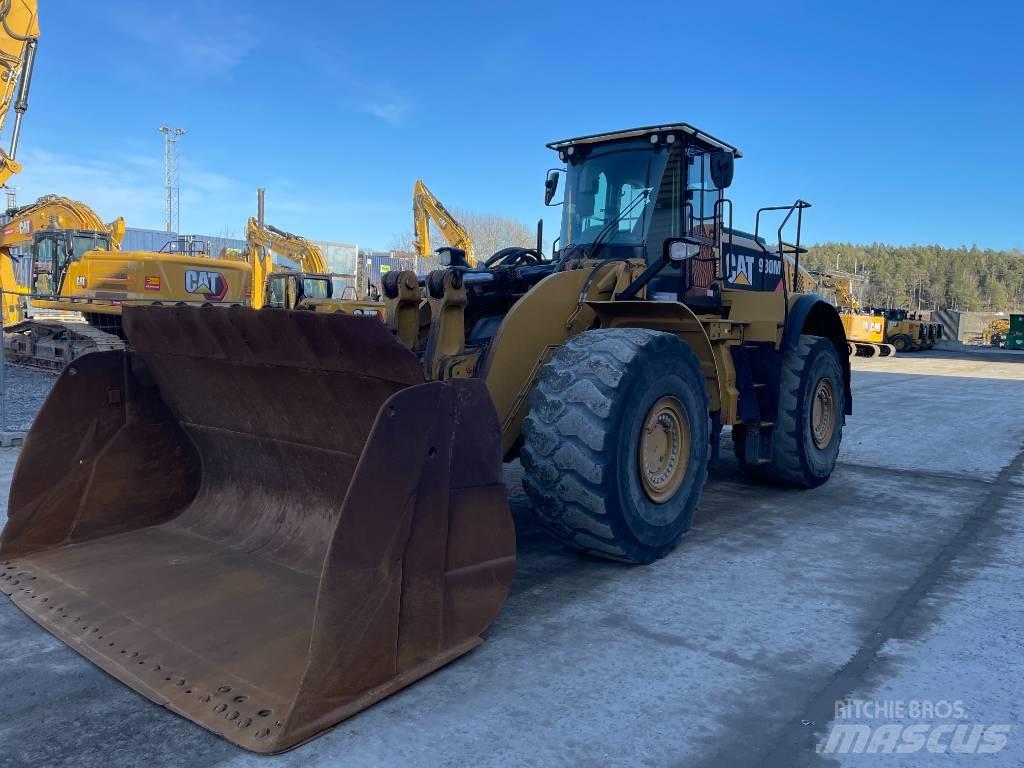 CAT 980M لوادر بعجل